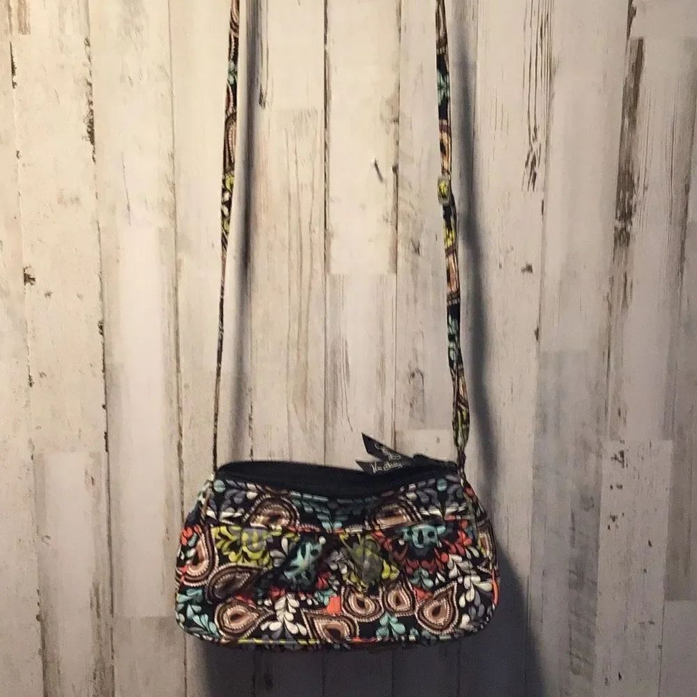 Sweet Vera Bradley crossbody purse